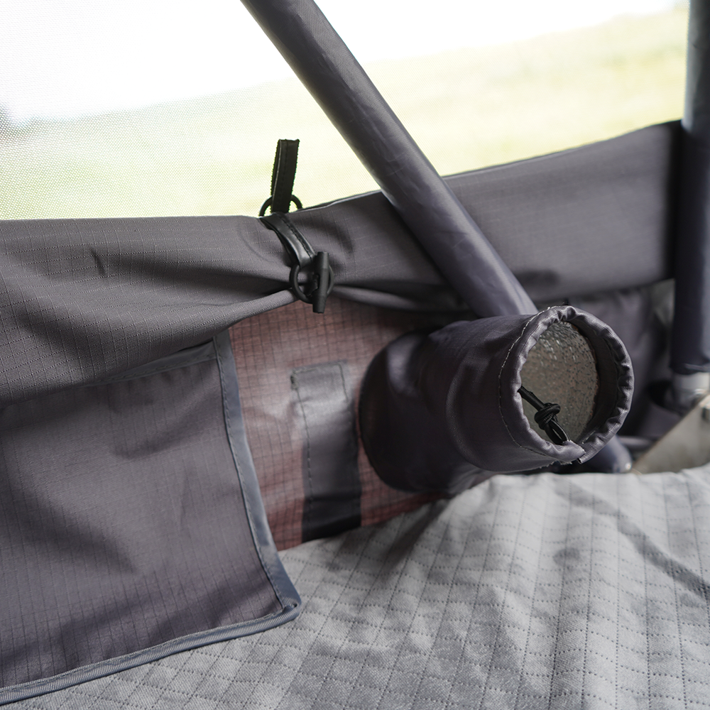Cort plafon auto Overlander Explorer 3.0 140 cm cu sky roof – roof top tent 8
