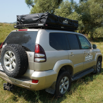 Cort plafon auto Overlander Explorer 3.0 160 cm cu sky roof – roof top tent 24